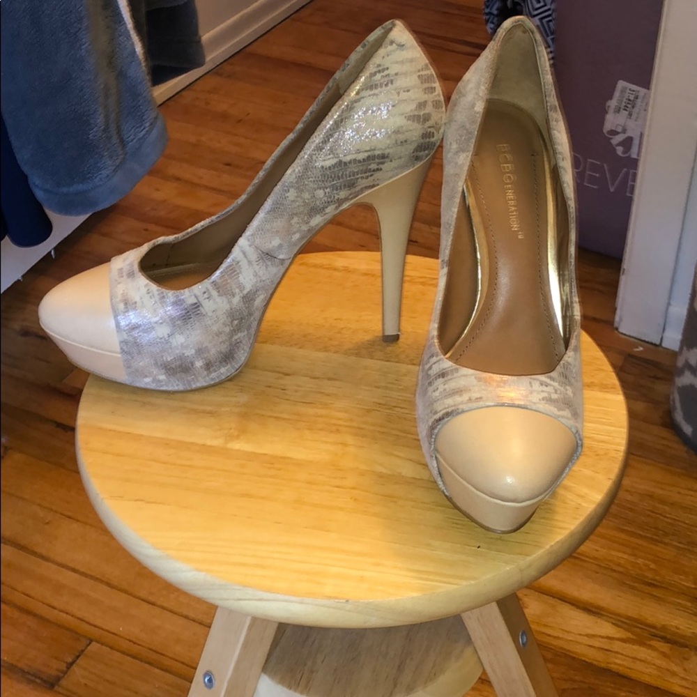 Bcbg heels
